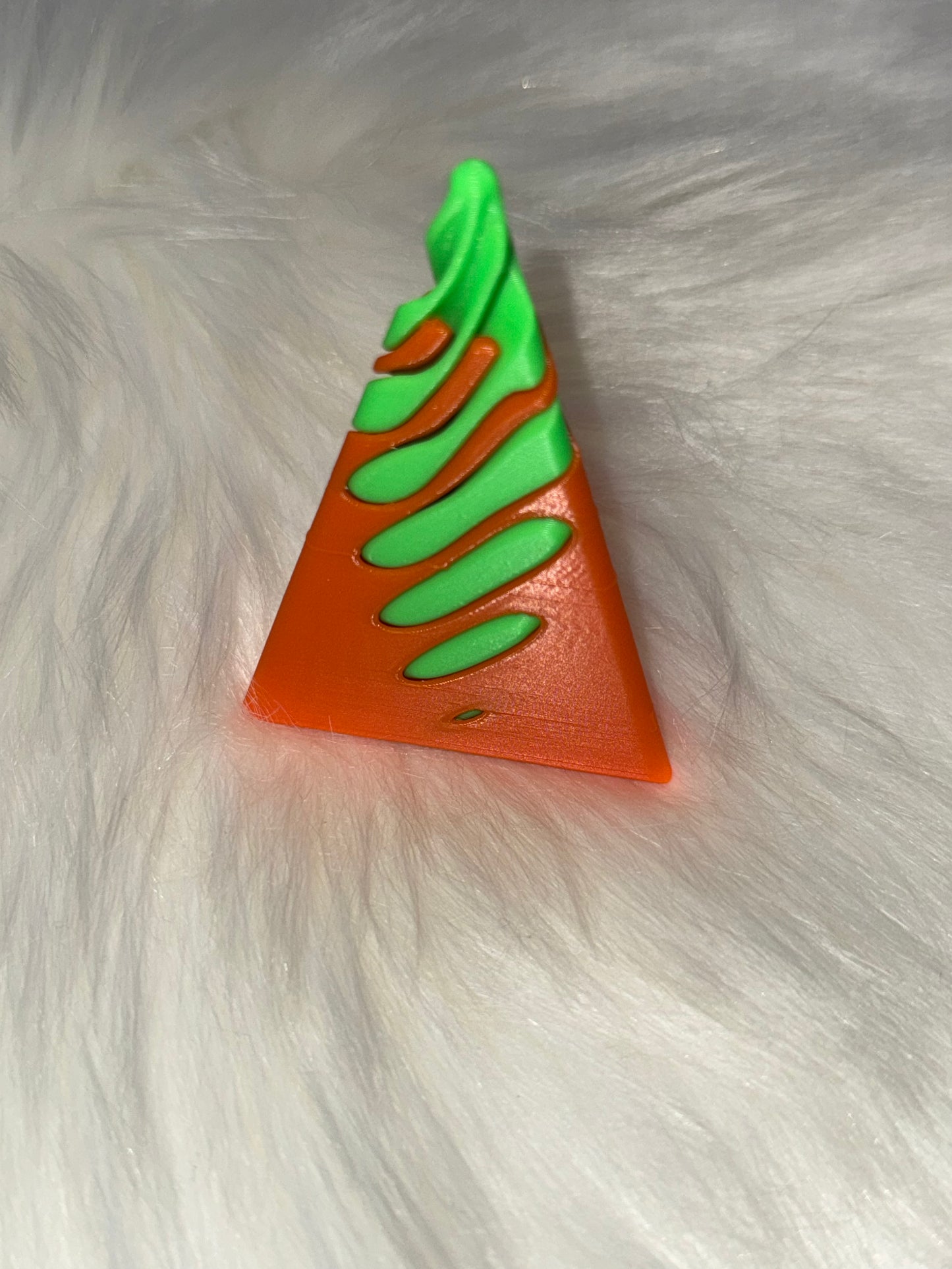 Mini Impossible Pyramid Pass-Through Fidget Toy